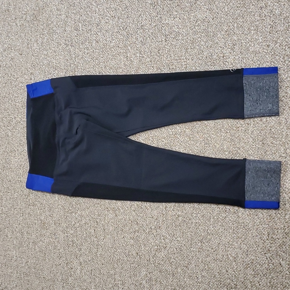 MPG Cropped Leggings